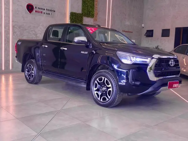 Carro Toyota Hilux Cabine Dupla 2023 SRV 4x4 2.8 Diesel