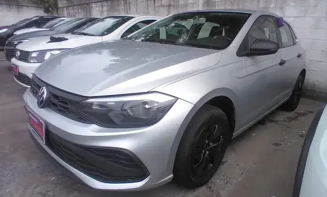 Carro Volkswagen Polo 2024 Track 1.0 Flex 12V 5p