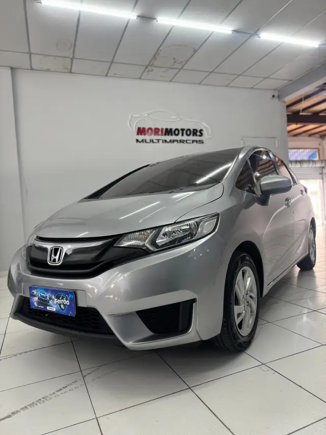 Carro Honda Fit 2017 1.5 16v LX CVT (Flex)