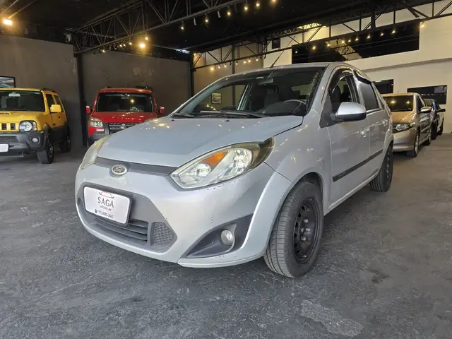 Carro Ford Fiesta Sedan 2013 SE 1.6 Rocam (Flex)