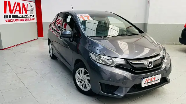Carro Honda Fit 2017 1.5 16v LX CVT (Flex)