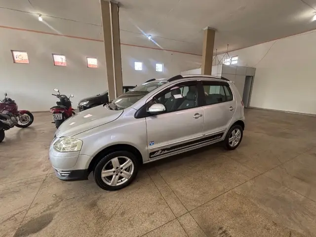 Carro Volkswagen Fox 2008 Route 1.6 8V (Flex)