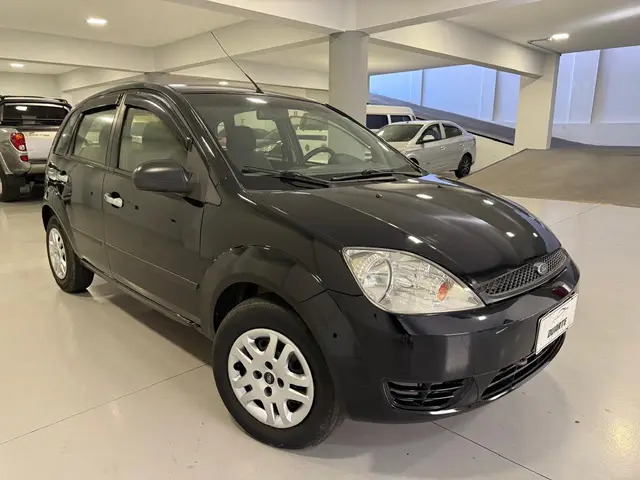 Carro Ford Fiesta Hatch 2005 1.6 (Flex)