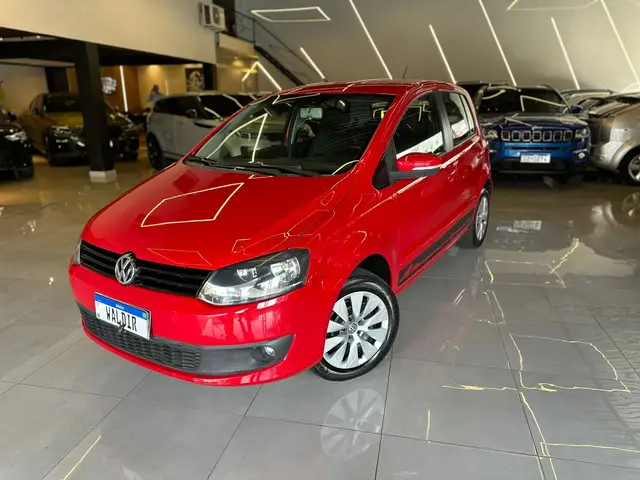 Carro Volkswagen Fox 2013 1.0 VHT (Flex) 4p