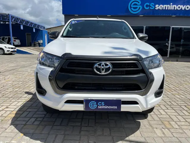 Carro Toyota Hilux Cabine Dupla 2024 STD Power Pack 4x4 2.8 Diesel