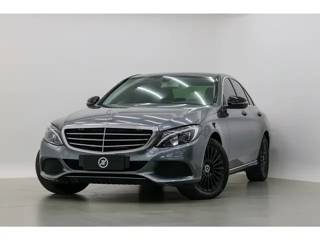 Carro Mercedes-Benz Classe C 2017 C 180 Avantgarde FlexFuel