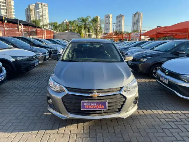 Carro Chevrolet Onix 2024 1.0