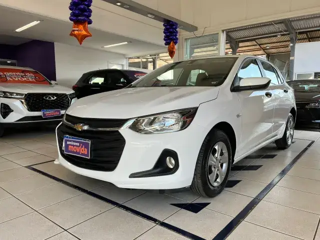 Carro Chevrolet Onix 2024 1.0