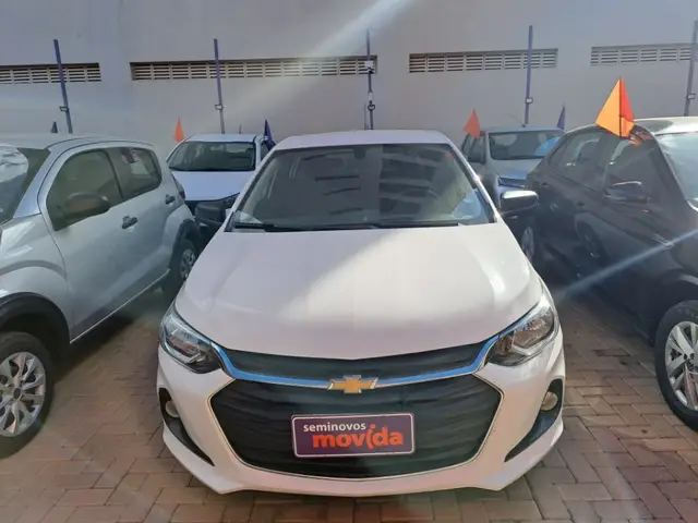 Carro Chevrolet Onix 2024 1.0