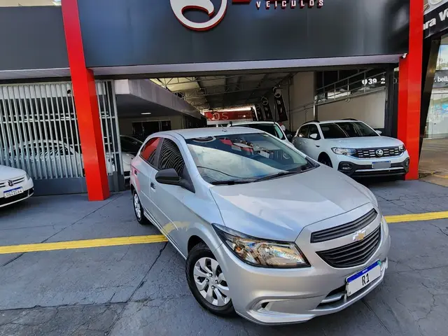Carro Chevrolet Onix 2019 1.0 Joy SPE/4