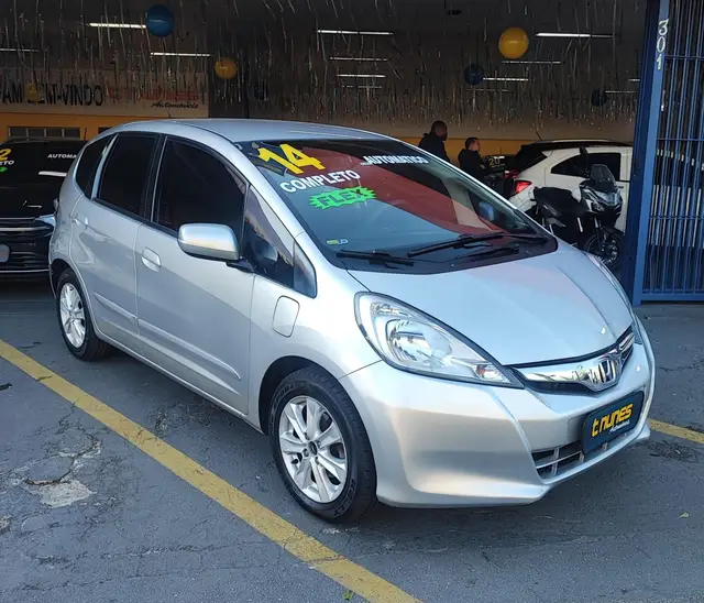 Carro Honda Fit 2014 LX 1.4 (flex)