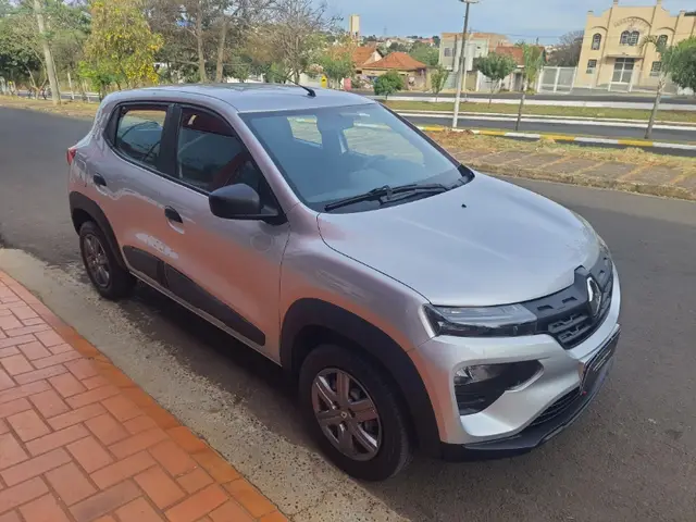 Carro Renault Kwid 2023 Zen 1.0 12v SCe (Flex)