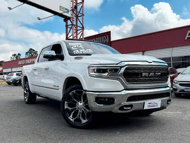 Carro RAM 1500 2024 Limited 5.7