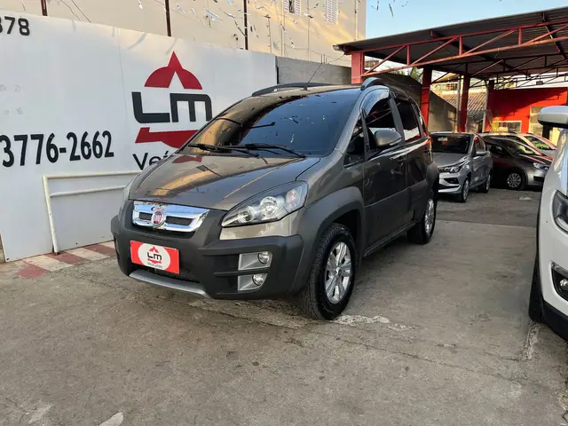 Carro Fiat Idea 2014 Adventure 1.8 16V E.TorQ (Flex)