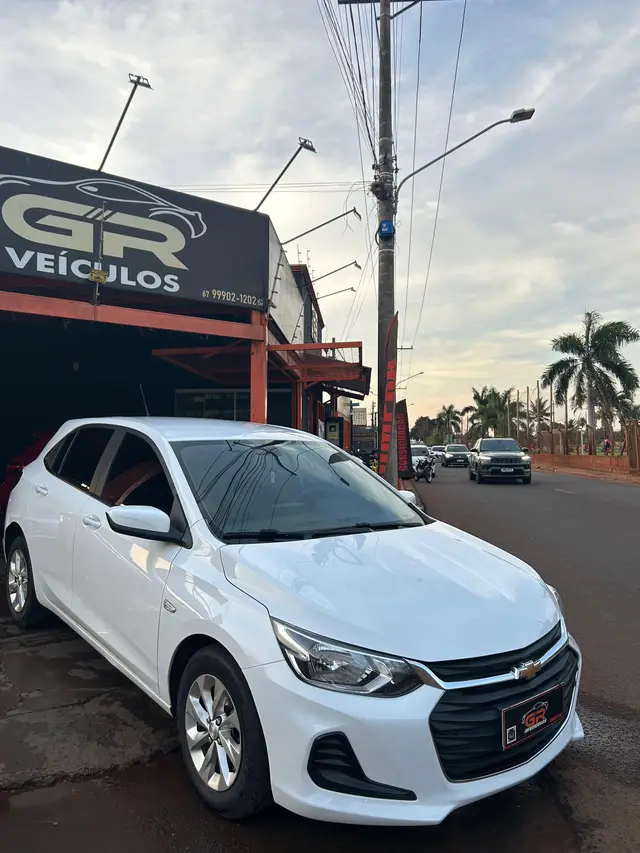 Carro Chevrolet Onix 2021 LT 1.0 (Flex)