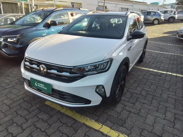 Carro Volkswagen Nivus 2023 Highline 200 TSI