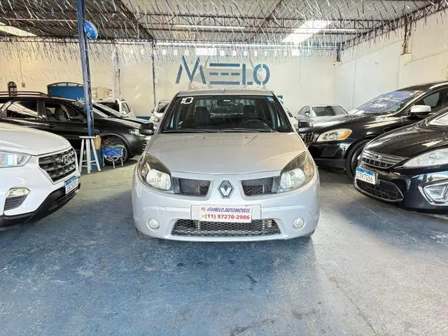 Carro Renault Sandero 2010 Authentique 1.0