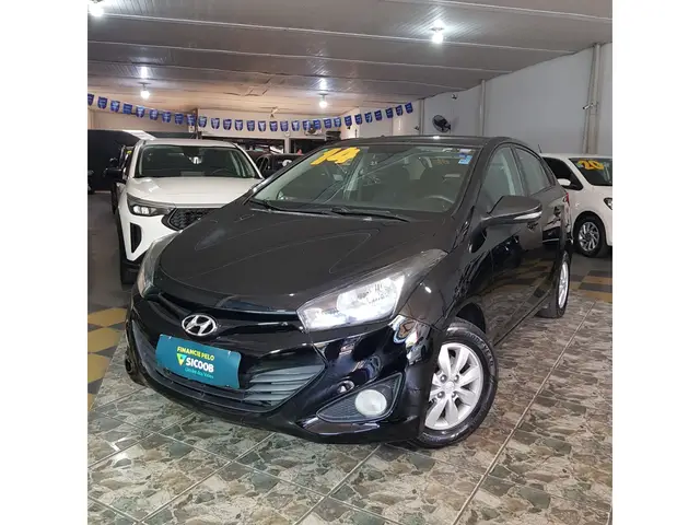 Carro Hyundai HB20S 2014 1.6 Comfort Plus (Flex)