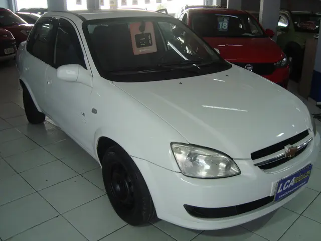 Carro Chevrolet Classic 2011 1.0 VHC (Flex)