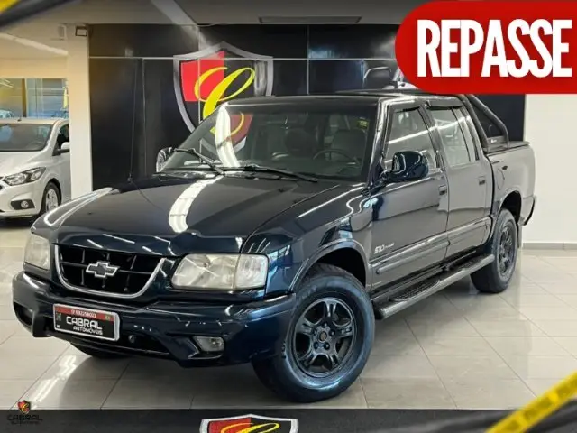 Carro Chevrolet S10 Cabine Dupla 2000 S10 4x2 2.8 (Cab Dupla)