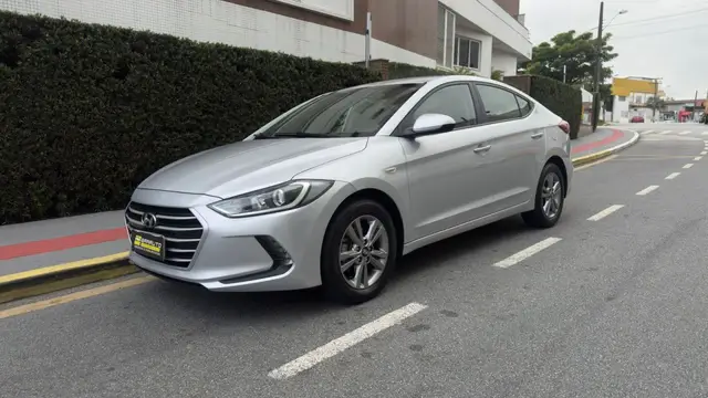 Carro Hyundai Elantra 2017 2.0 GLS (Aut) (Flex)