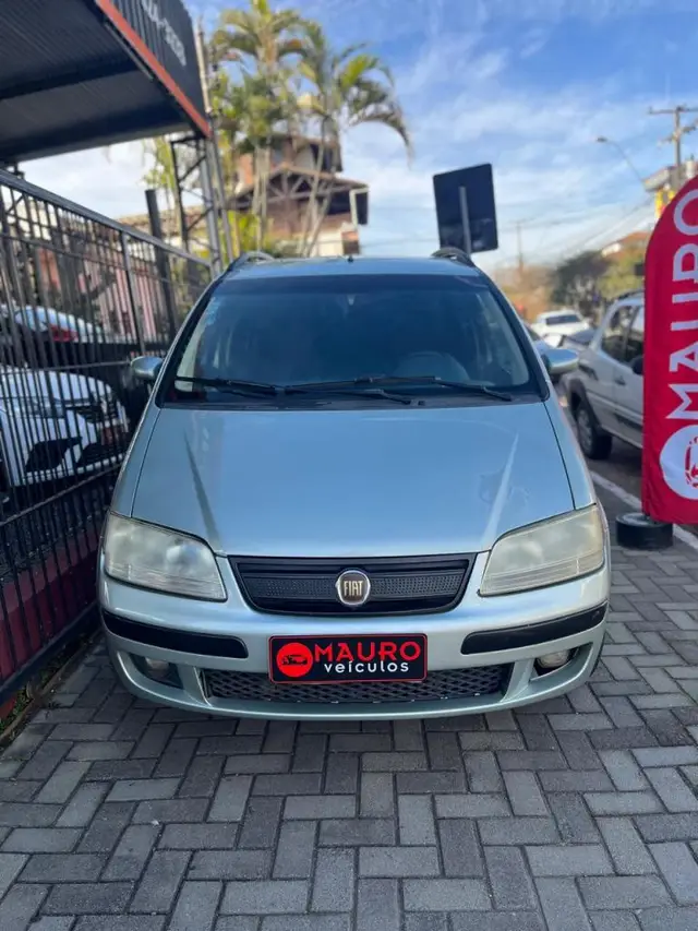 Carro Fiat Idea 2010 ELX 1.4 (Flex)