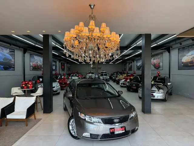 Carro Kia Cerato 2011 EX 1.6 16V (aut)
