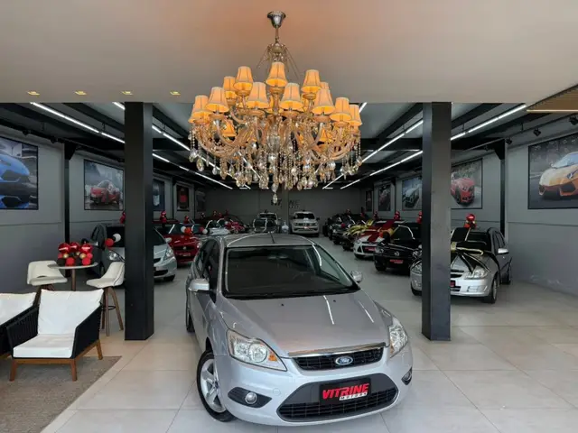 Carro Ford Focus Hatch 2011 GLX 1.6 16V (Flex)