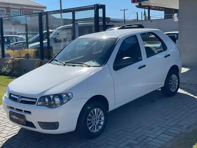 Carro Fiat Palio 2014 1.0 Cel. ECON./ITALIA F.Flex 8V 4p