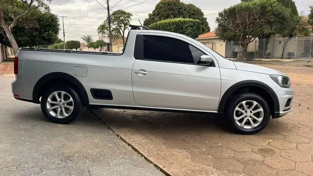 Carro Volkswagen Saveiro 2017 Robust 1.6 MSI CS (Flex)