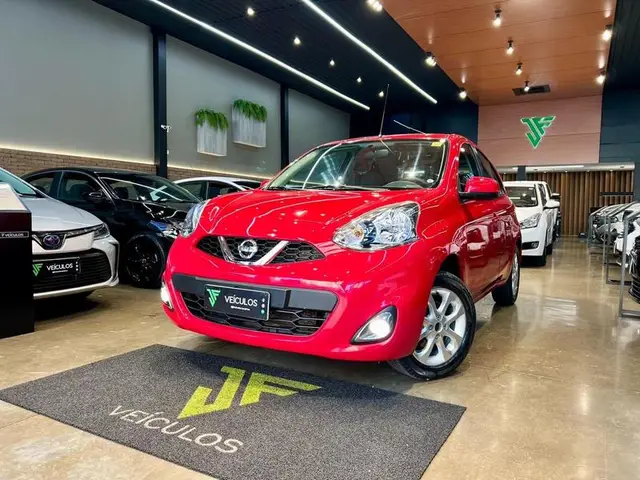 Carro Nissan March 2016 1.0 12V SV (Flex)