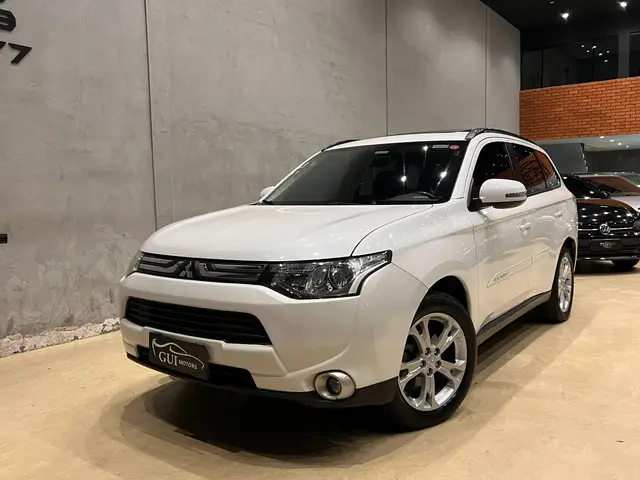 Carro Mitsubishi Outlander 2015 2.0 16V CVT