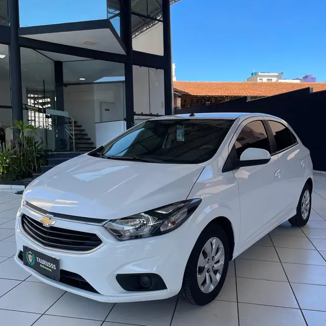 Carro Chevrolet Onix 2019 1.0 LT SPE/4