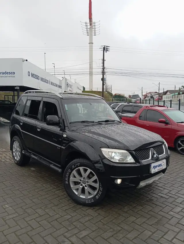 Carro Mitsubishi Pajero TR4 2012 2.0 16V 4X4 (Flex)