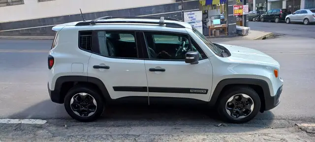 Carro Jeep Renegade 2016 Sport 1.8 4x2 (Aut) (Flex)