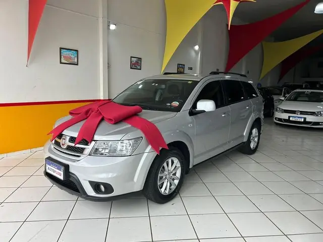 Carro Fiat Freemont 2014 2.4 16V Emotion (Aut)