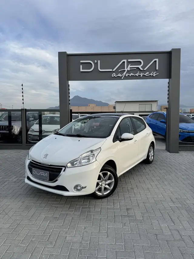 Carro Peugeot 208 2014 Allure 1.5 8V (Flex)