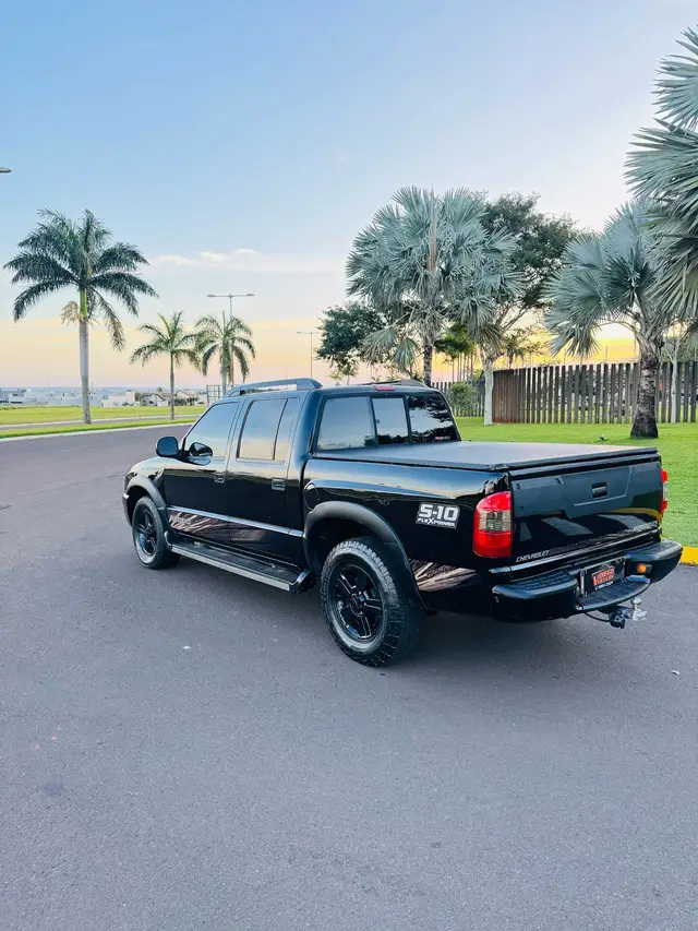 Carro Chevrolet S10 Cabine Dupla 2010 S10 Executive 4x2 2.4 (Flex) (Cab Dupla)