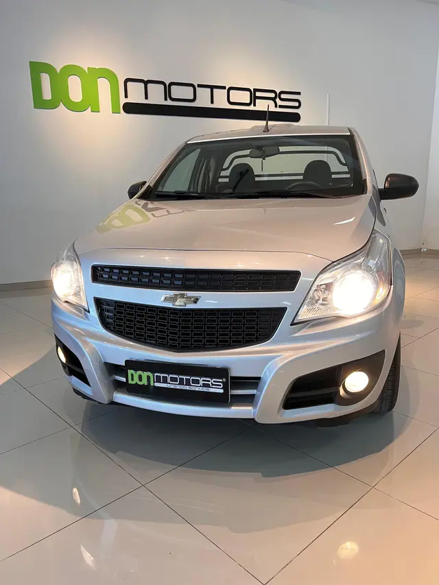 Carro Chevrolet Montana 2017 LS 1.4 (Flex)