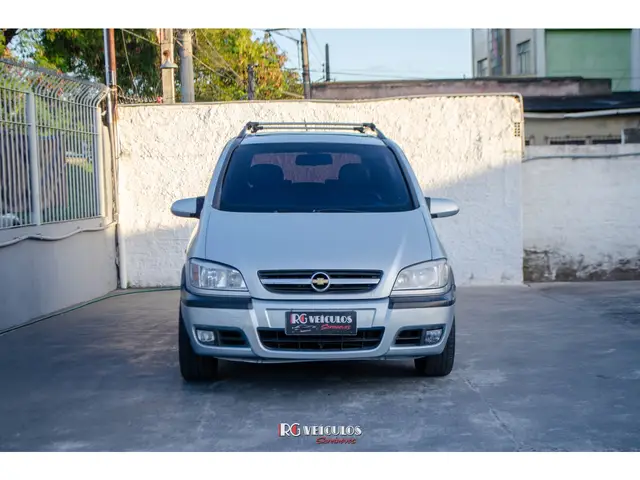 Carro Chevrolet Zafira 2010 Elegance 2.0 (Flex) (Aut)