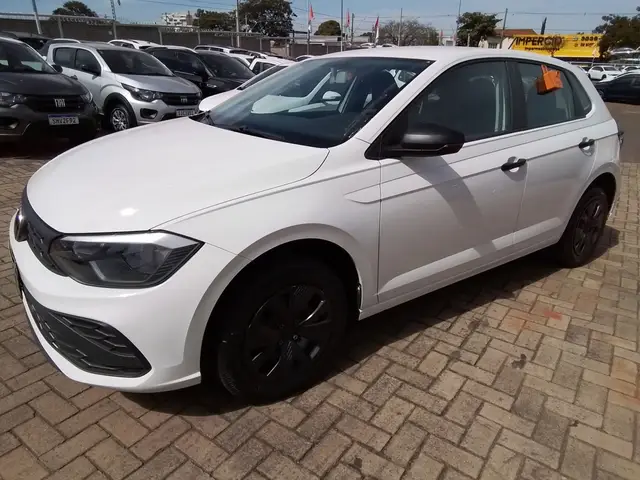 Carro Volkswagen Polo 2025 Track 1.0 Flex 12V 5p