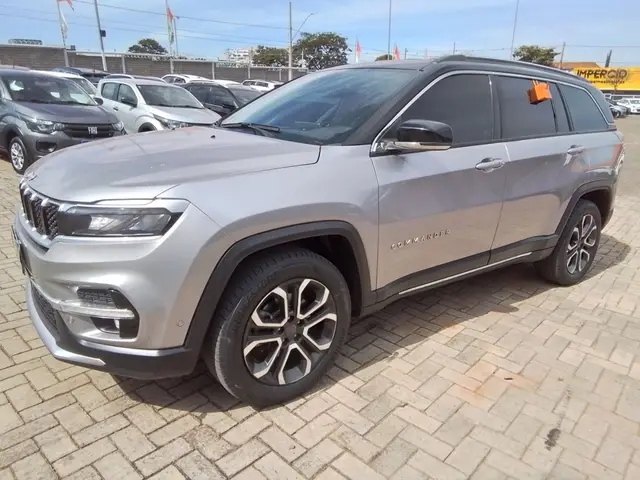 Carro Jeep Commander 2024 Limited 1.3 T270