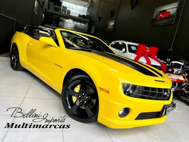 Carro Chevrolet Camaro 2011 SS 6.2
