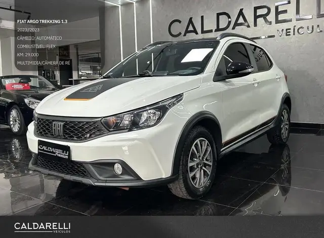 Carro Fiat Argo 2023 Trekking 1.3 (Aut.)