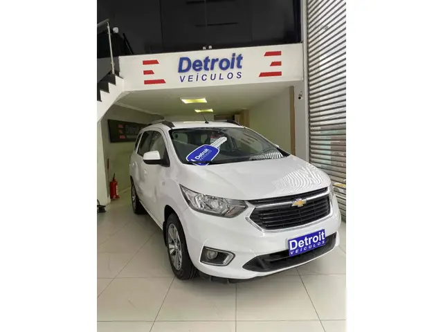Carro Chevrolet Spin 2023 Premier 1.8 (Aut.)