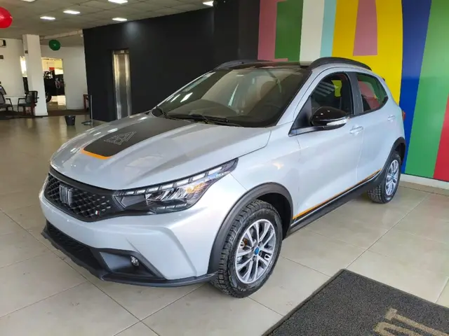 Carro Fiat Argo 2026 Trekking 1.3 CVT