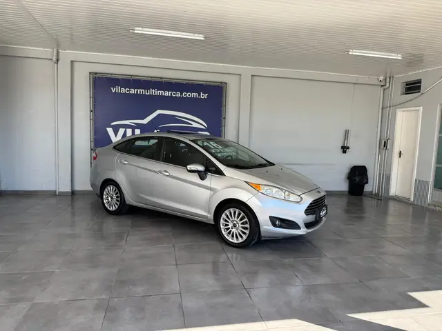 Carro Ford New Fiesta Sedan 2016 1.6 Titanium PowerShift (Flex)