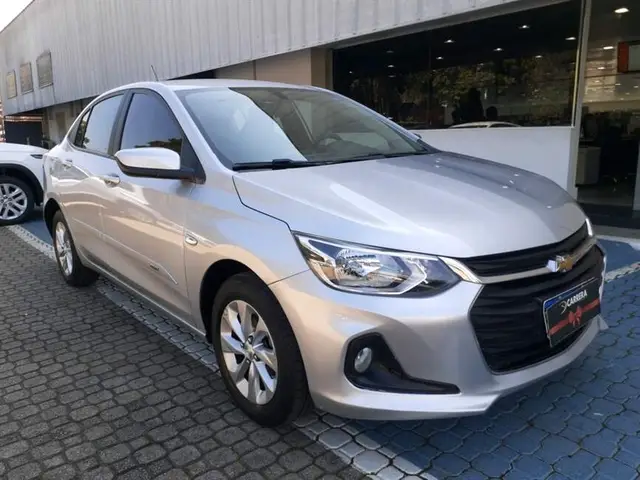 Carro Chevrolet Onix Plus 2020 1.0 LT Turbo (Flex)