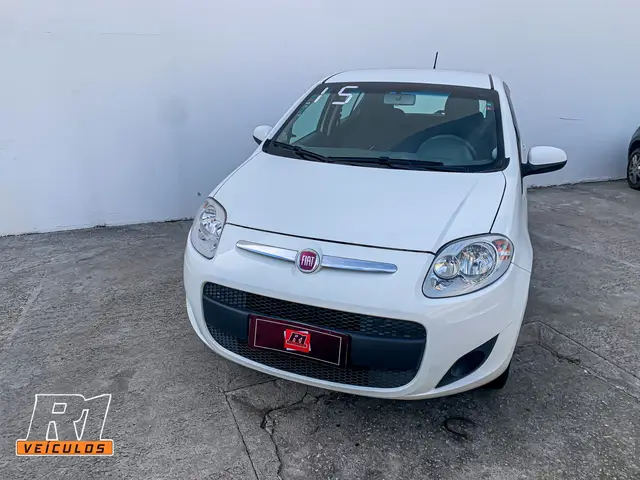 Carro Fiat Palio 2015 Attractive 1.0 Evo (Flex)