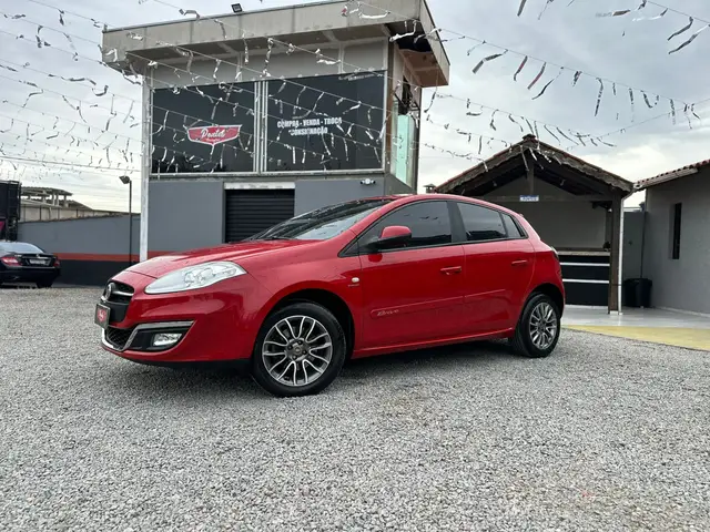 Carro Fiat Bravo 2016 Essence 1.8 16V Dualogic (Flex)